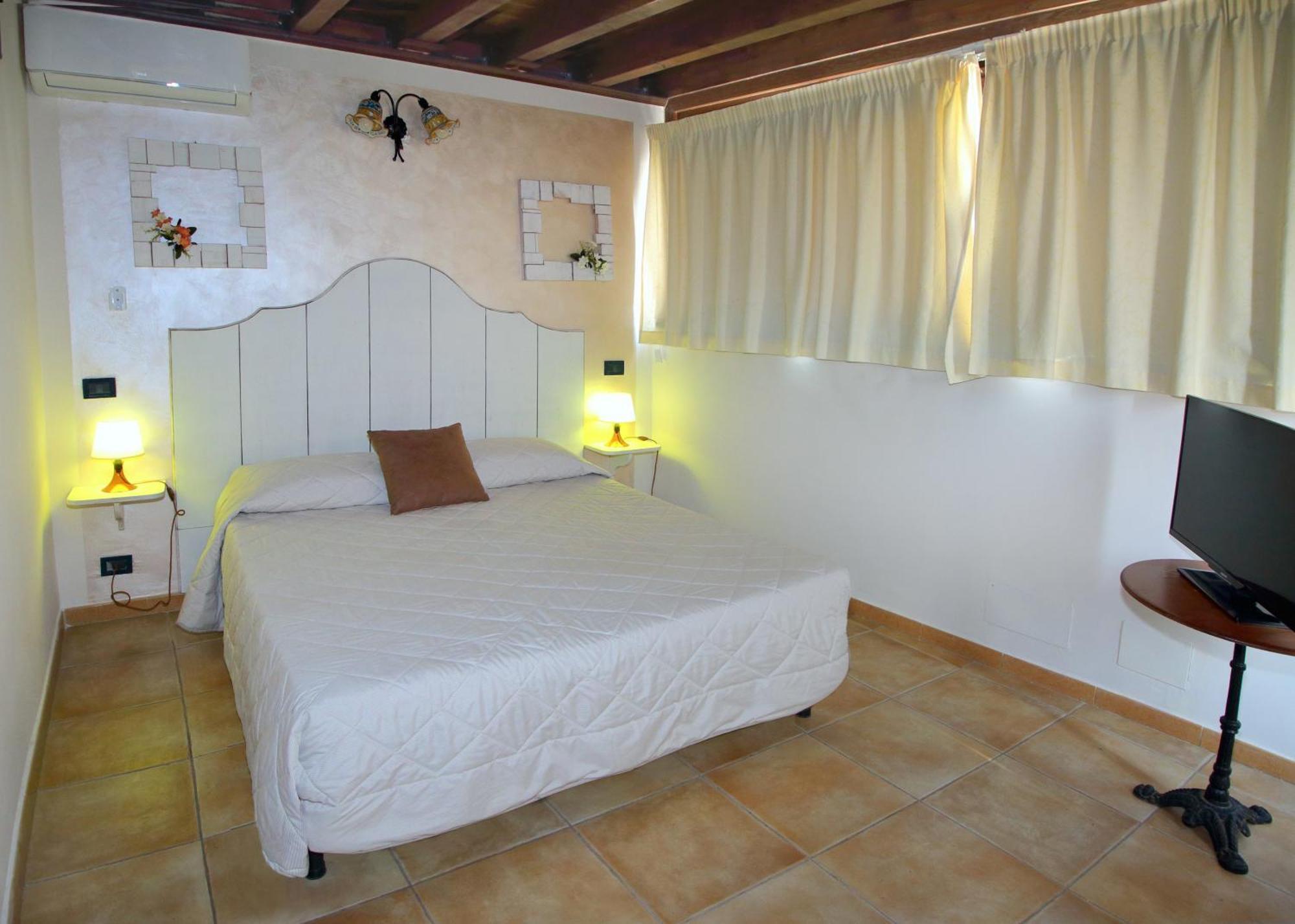 Bed & Breakfasts Conte Perollo 夏卡 外观 照片